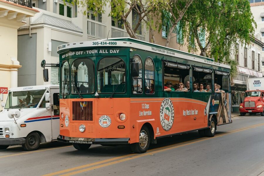 Key West: Old Town Trolley 13-Stop Hop-On Hop-Off Tour - Stops 6 through 8: Roosevelt Boulevard and the hotel district