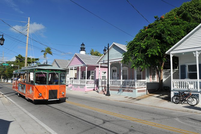 Key West Shore Excursion: Hop-On Hop-Off Trolley Tour - Stops 4 and 5: Duval Street and Bahama Village