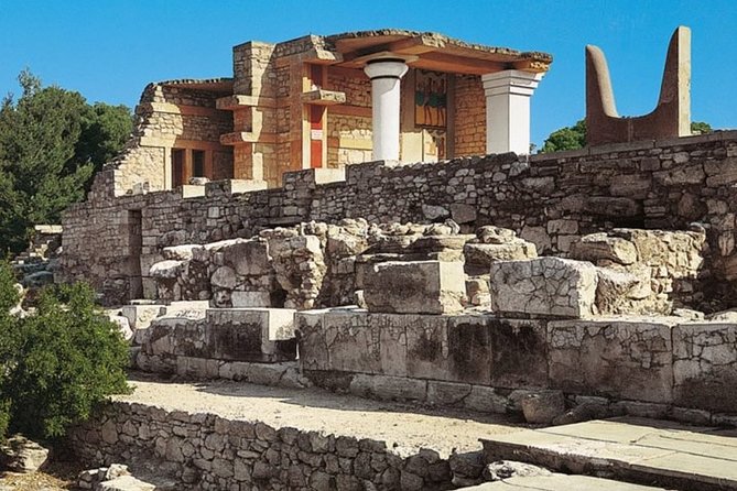 KNOSSOS & HERAKLION CRETE, day professional guided coach tour - What the $51.20 price really includes
