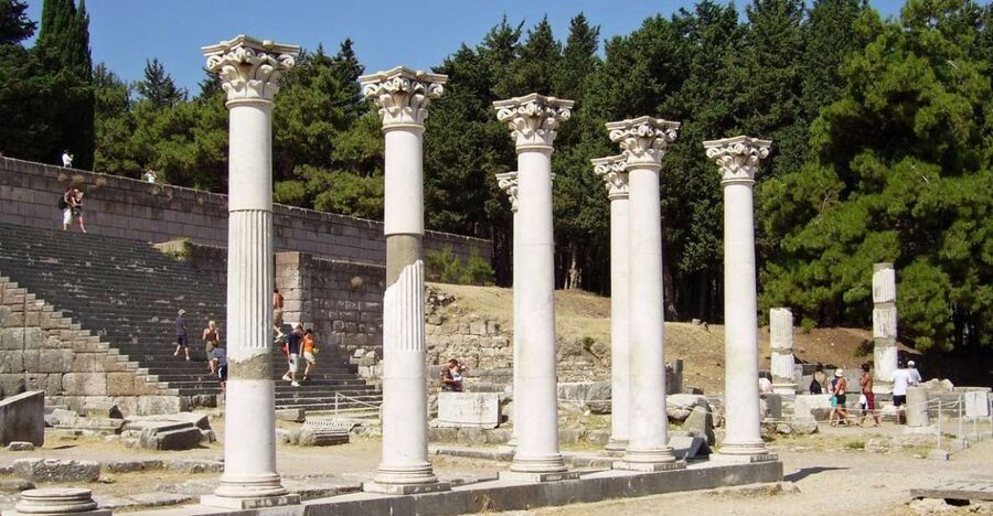 Kos: Island Highlights Bus Tour with Greek Honey Tasting - Kos Town starts the story