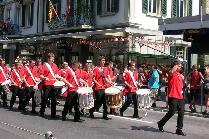 (KTG361) - Interlaken day trip by bus from Geneva - What the driver guide adds, and where service can vary