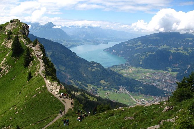 (KTL361) - Interlaken day trip by bus from Lausanne - The journey to Interlaken