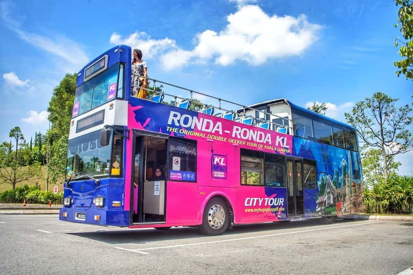 Kuala Lumpur: Ronda Hop-On Hop-Off City Sightseeing Bus Pass - Garden Route: old markets, museums, and major public buildings