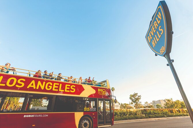 LA: Celebrity Homes and Lifestyle Tour and Hop-on Hop-off Tour - Hollywood Hills and Mulholland Drive