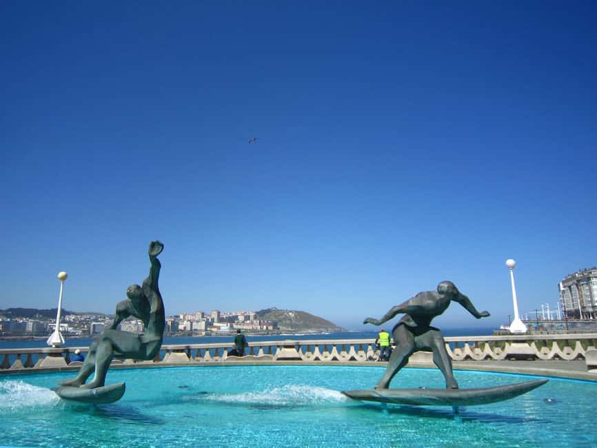 La Coruna: Sightseeing Bus Tour for Cruisers - Why a bus makes sense in La Coruña