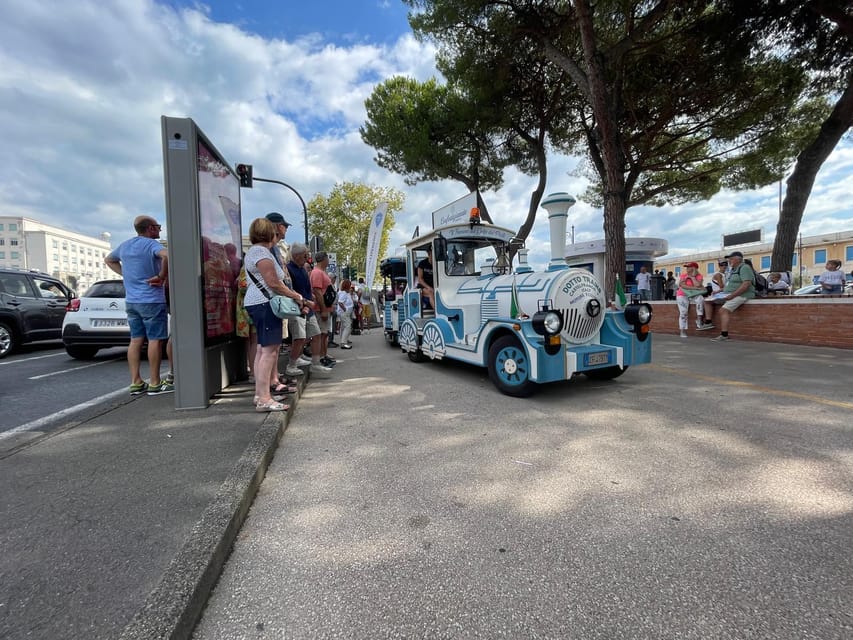 La Spezia: tour HOP ON HOP OFF con trenino e guida turistica - Hearing the guide is a serious issue
