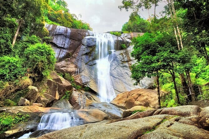 Langkawi Private Tour Customized Sightseeing by Private Transport - How the private vehicle changes the day