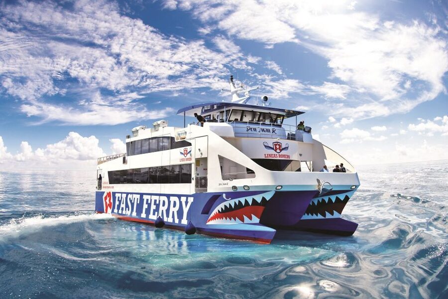 Lanzarote: Fuerteventura Return Ferry Ticket with Bus - Corralejo: a flexible base for your day