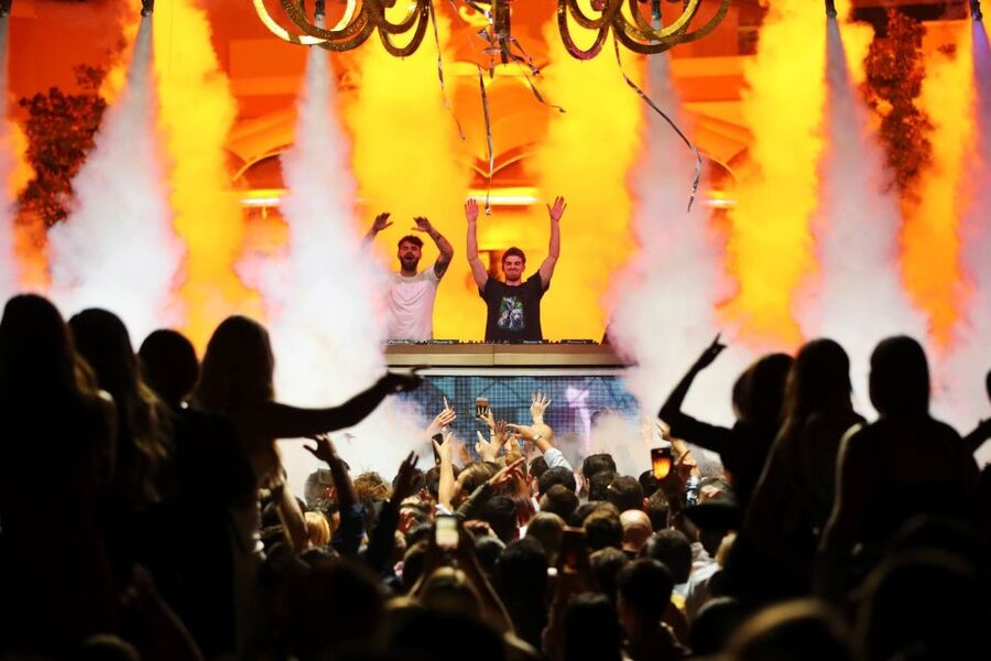 Las Vegas: Club Crawl by Party Bus w/ Free Drinks - Key points before you book