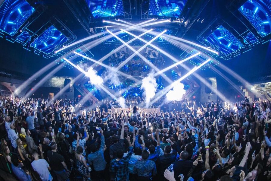 Las Vegas: Club Crawl by Party Bus w/ Free Drinks - The first bar and nightclub stop
