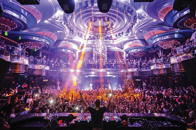 Las Vegas Club Crawl with Party Bus and Free Drinks - What to budget beyond the ticket