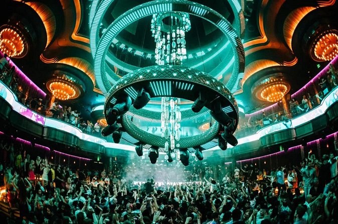Las Vegas Club Crawl with Party Bus and Free Drinks - Cancellation and booking details that matter