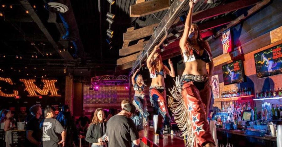 Las Vegas: Country Bar Crawl by Party Bus w/ Mixed Drinks - The party bus is the first bar of the evening