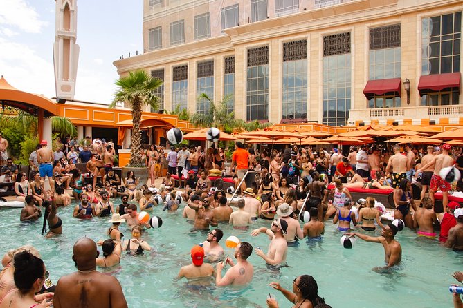 Las Vegas Day Club Crawl & Party Bus VIP Tour - What you get at the second pool