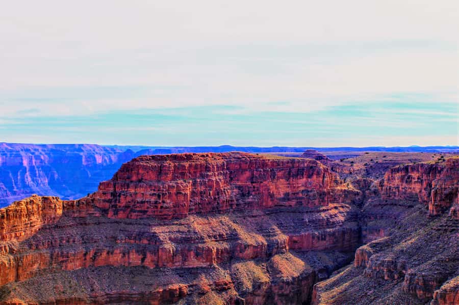 Las Vegas: Grand Canyon West Bus Tour with Guided Walk - Who should book this tour?