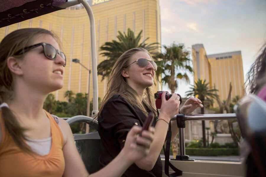 Las Vegas: Hop-on Hop-off Sightseeing Tour by Open-Top Bus - The STRAT, Resorts World, and the north Strip