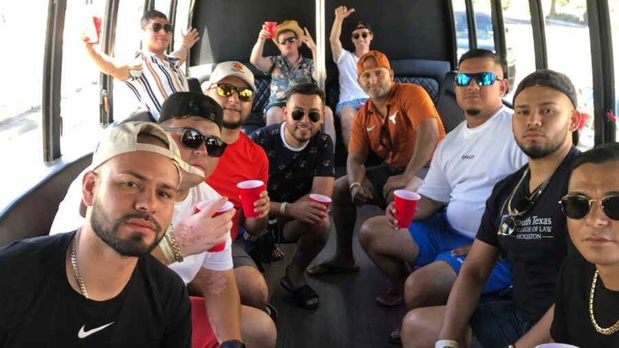 Las Vegas: Private Party Bus Tour Of Vegas Strip w Champagne - How the one-hour schedule affects your plans