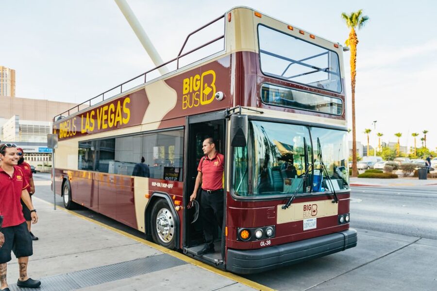 Las Vegas: Sightseeing Night Tour by Open-top Bus - Cruising the Strip as the lights come on