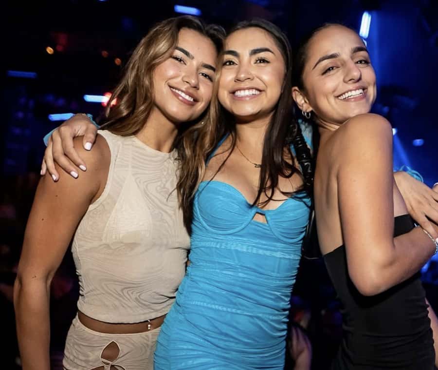 Las Vegas: VIP Club Crawl with Party Bus and Drinks - The final club is the big Las Vegas moment