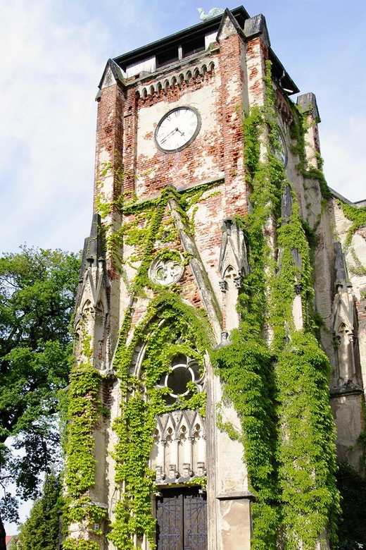 Leipzig: Hop-On-Hop-Off Bus Tour & City Walk - The Monument to the Battle of the Nations