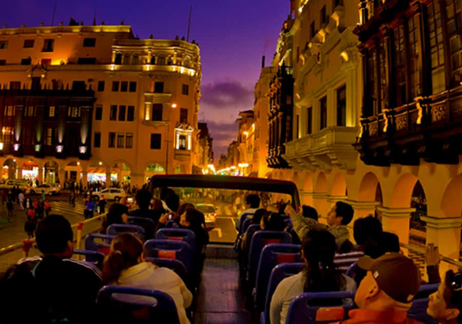 Lima : City Tour by Panoramic Bus - Walking & Catacombs - Starting in Miraflores and heading toward Huaca Pucllana