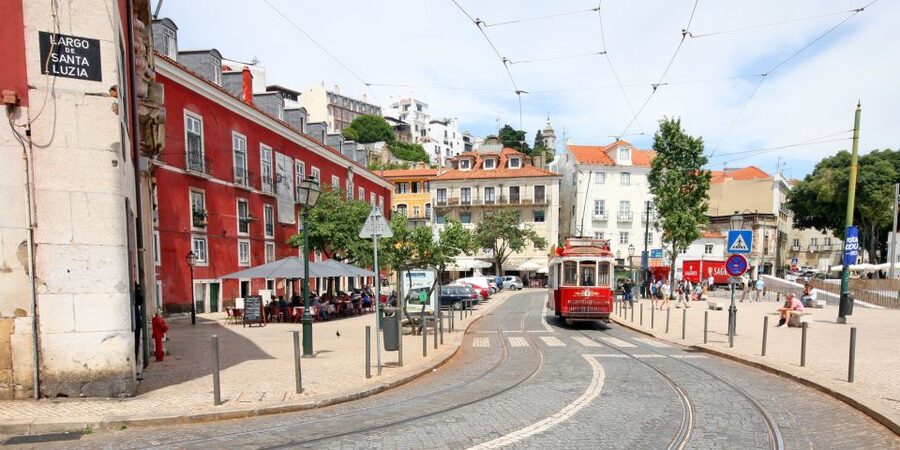 Lisbon: 3-in-1 Hop-On Hop-Off Bus and Tram Tours - Audio commentary, comfort, and the weak spots