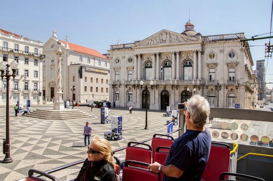 Lisbon: Hop-On Hop-Off Bus Tour - How to plan one, two, or three days