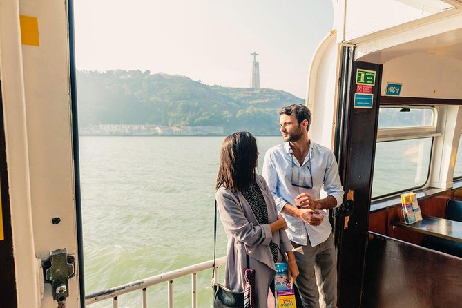 Lisbon Hop-On Hop-Off Bus Tour and River Cruise - Timing, comfort, and service problems