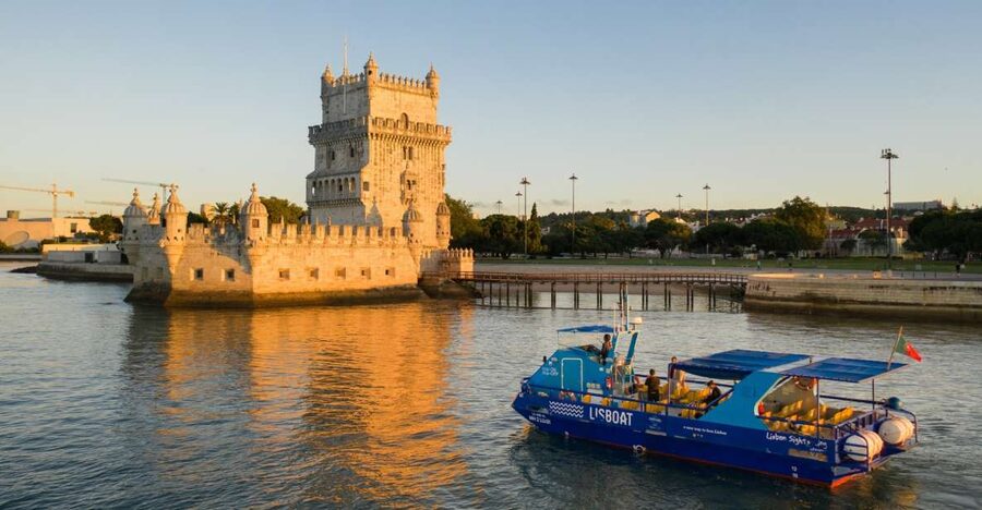 Lisbon: Sightseeing Boat Tour with Hop-On Hop-Off Option - Why Lisbon is best seen from the Tagus