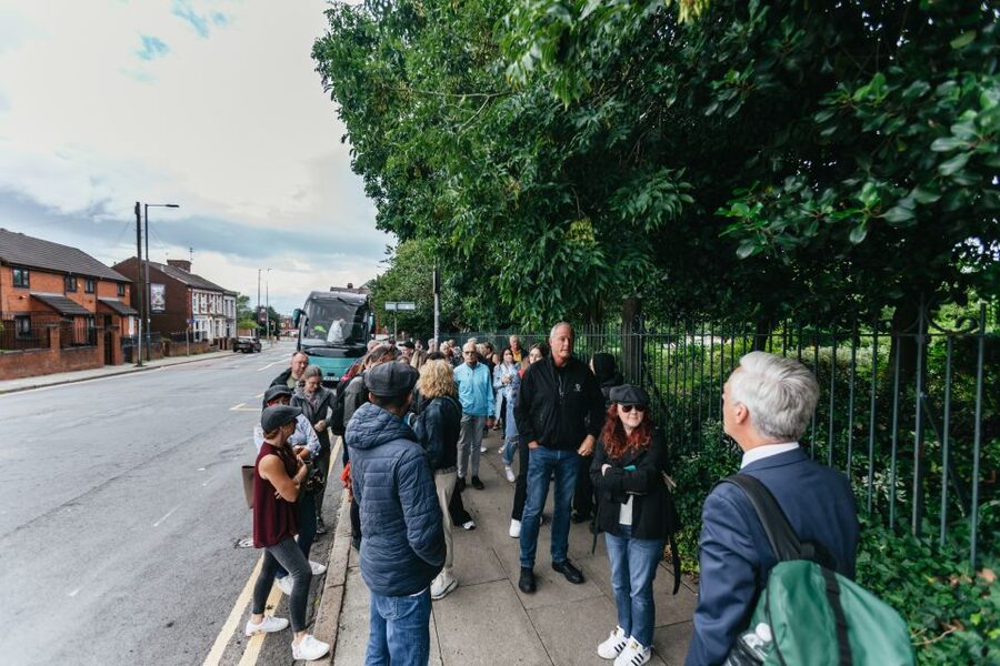 Liverpool: Official Peaky Blinders Coach Tour of Merseyside - Finding the Garrison in Season 6