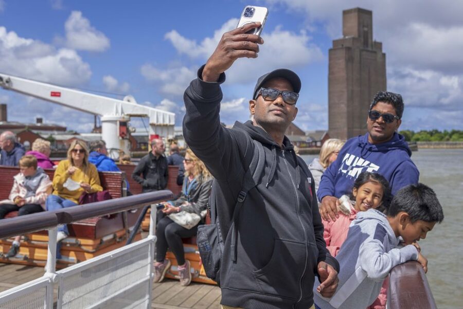 Liverpool: River Cruise and Hop-On Hop-Off Bus Tour - Should you book the Liverpool river and bus tour?