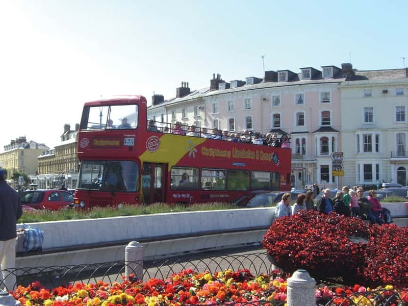 Llandudno: City Sightseeing Hop-On Hop-Off Bus Tour - West Shore Beach and the Coast