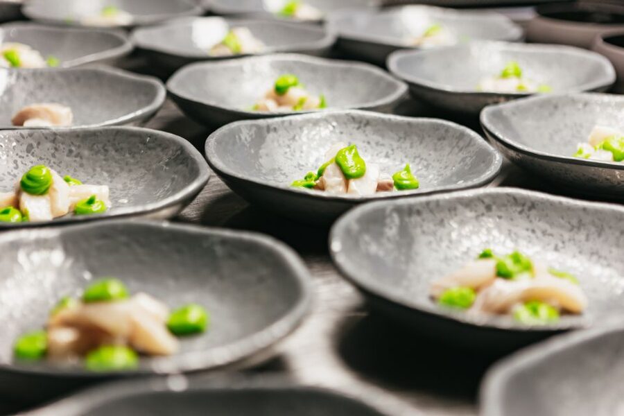 London: 6-Course Gourmet Dinner on a Luxury Coach - Key things to know before booking