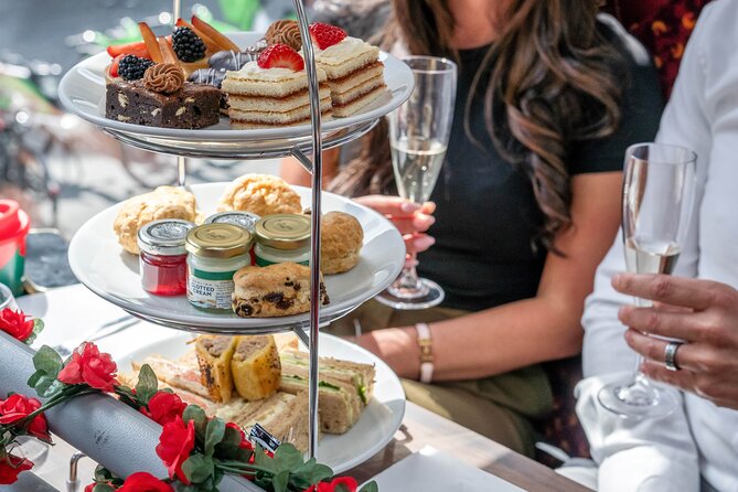 London: Afternoon Tea Bus Tour with Prosecco & London Eye Option - What this afternoon tea tour is really like