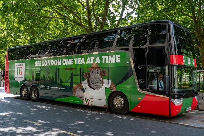 London: Afternoon Tea Bus Tour with Prosecco & London Eye Option - The live guide and the sound problem