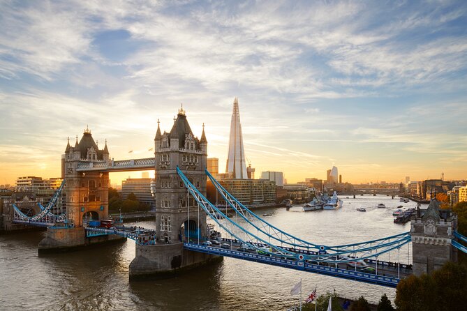 London: Afternoon Tea Bus Tour with Prosecco & London Eye Option - Choosing your seat and handling London traffic