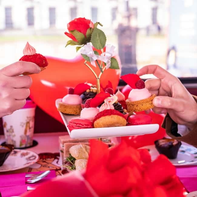 London: Afternoon Tea Sightseeing Bus Tour - Hyde Park, Royal Albert Hall, and Marble Arch