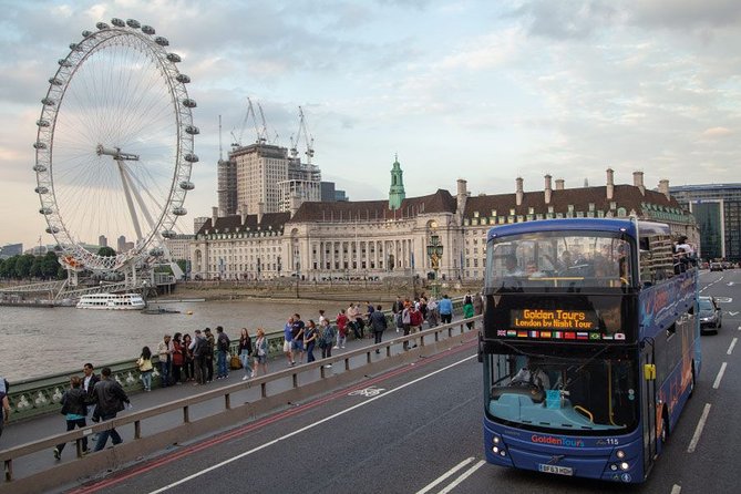 London by Night Sightseeing Open Top Bus Tour with Live Guide - Buckingham Palace from the top deck