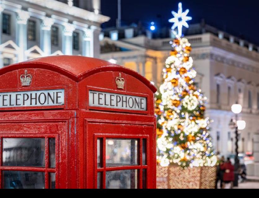 London: Christmas Lights Bus Tour With Live Guide - Choosing the upper or lower deck