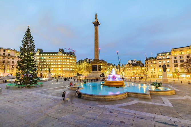 London Christmas Lights Tour by Vintage Double-Decker Bus - Harrods and the department-store displays