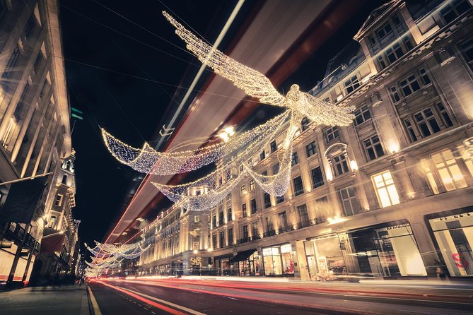 London Christmas Lights Tour by Vintage Double-Decker Bus - Big Ben, Parliament, and Westminster Abbey