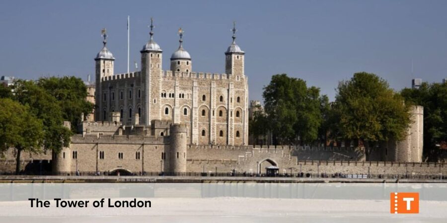 London City pass: Top attractions, Hop on Hop off & tours - Using the hop-on hop-off bus and Thames cruise