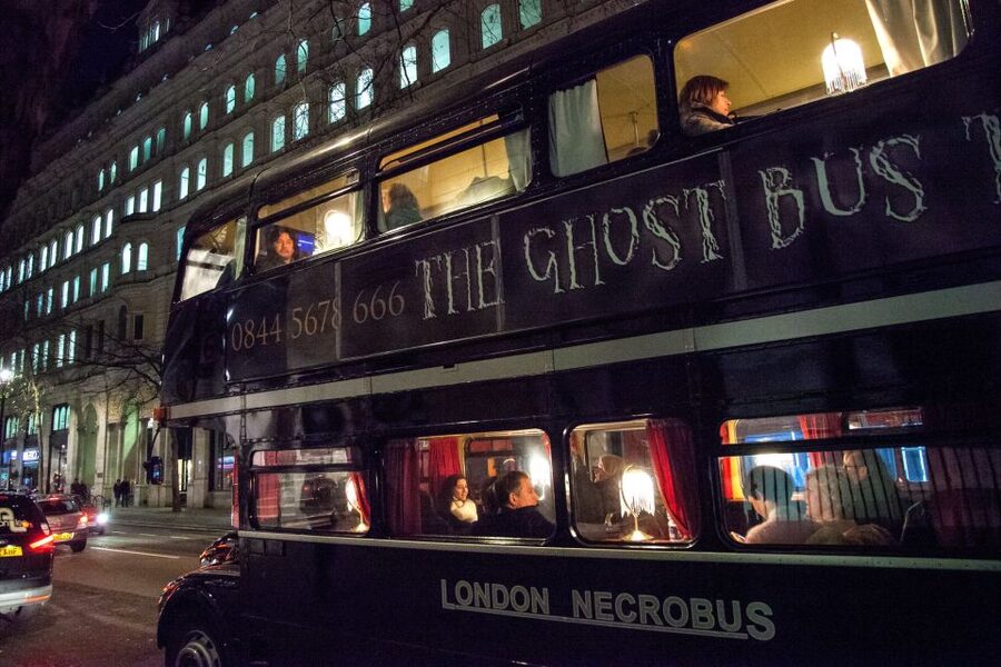 London: Comedy Horror Ghost Tour on a Bus - Why the one-hour length is both good and limiting