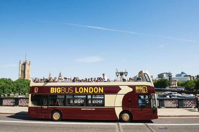 London Eye Fast-Track Ticket with Hop-On Hop-Off Tour and River Cruise - Trafalgar Square and the Route Toward Westminster
