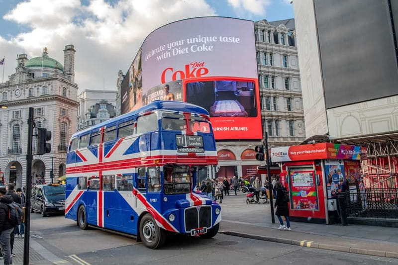 London: Great British Afternoon Tea Bus Tour - The staff make the difference
