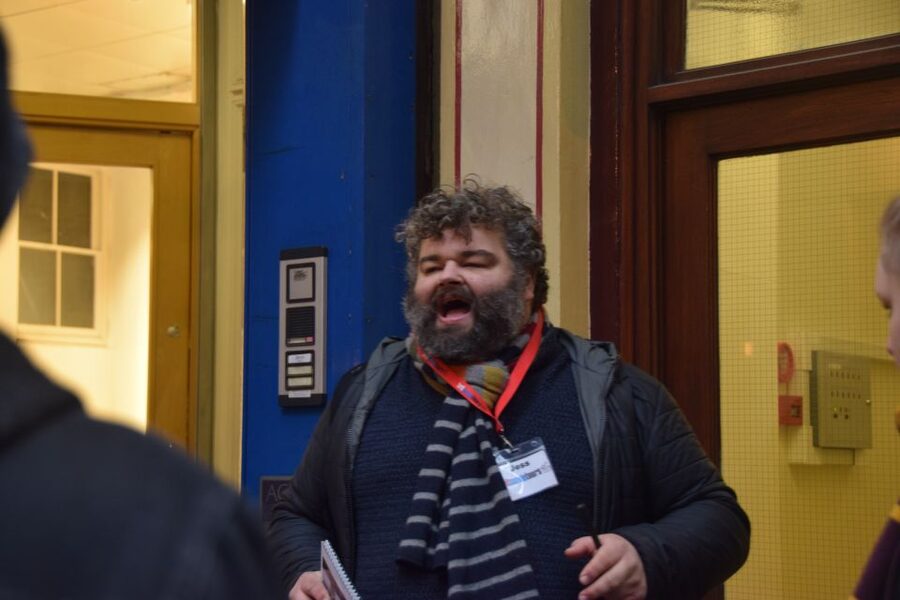 London: Guided Harry Potter Bus Tour of Locations - Guides make the biggest difference