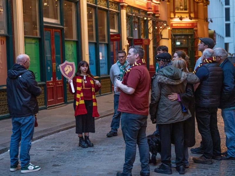 London: Harry Potter Film Locations Sightseeing Bus Tour - Borough Market and the Leaky Cauldron