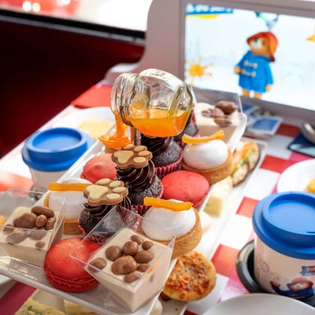 London: Paddington Bear Themed - Afternoon Tea Bus Tour - Big Ben, Parliament, and Westminster Abbey