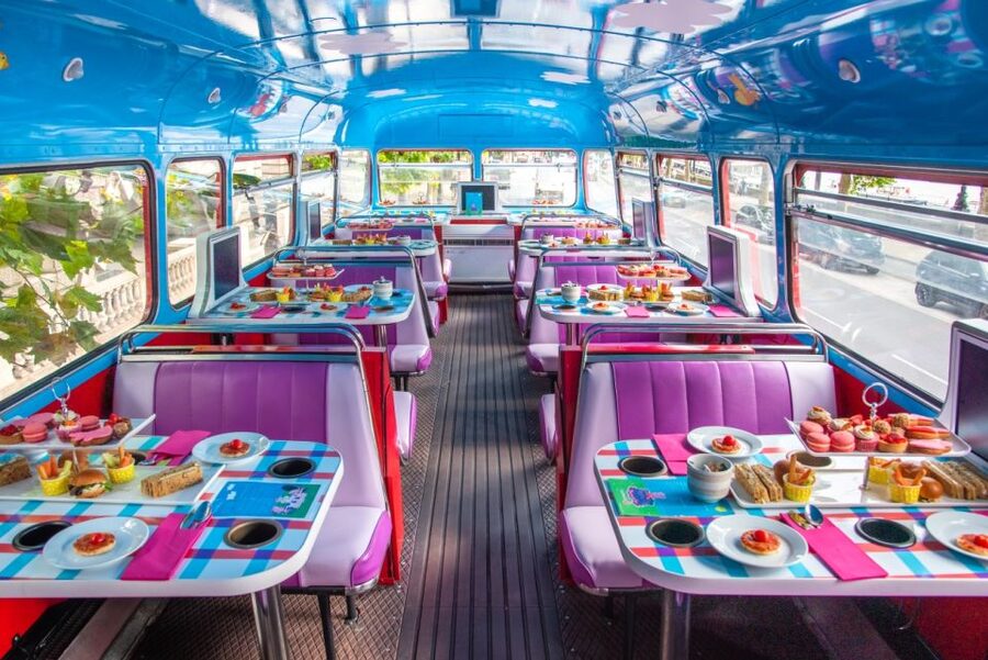 London: Peppa Pig Bus Tour with Entertainment - Big Ben, Piccadilly Circus, and the central London route
