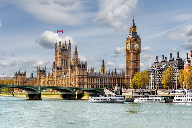 London’s Family-friendly Routemaster Bus Tour with Live Guide - What you see during the one-hour loop